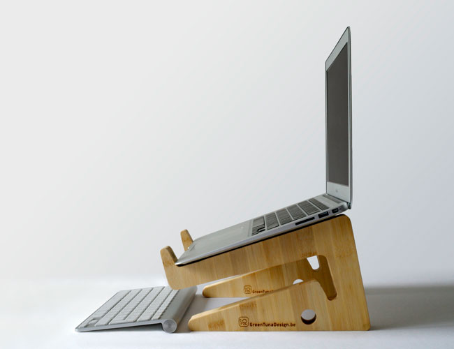 Bamboo puzzle laptopstand